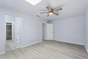 1813 Crockett St, Garland, TX 75042 - Photo 19