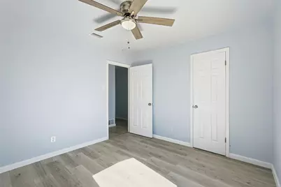1813 Crockett Street, Garland, TX 75042 - Photo 11