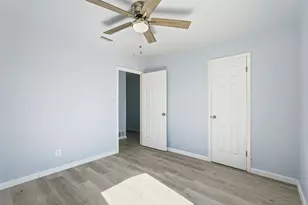 1813 Crockett St, Garland, TX 75042 - Photo 11