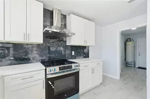 1813 Crockett St, Garland, TX 75042 - Photo 5
