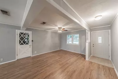 553 NW Janie Lane, Burleson, TX 76028 - Photo 5