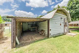 553 NW Janie Ln, Burleson, TX 76028 - Photo 27
