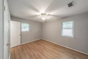 553 NW Janie Ln, Burleson, TX 76028 - Photo 17
