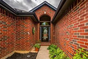 3820 Misty Glen Ct, Bedford, TX 76021 - Photo 5