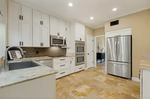 4390 Cochran Chapel Cir, Dallas, TX 75209 - Photo 11