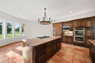 2108 W Sherman Dr, Aubrey, TX 76227 - Photo 5