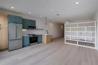 309 W Daggett Avenue #203, Fort Worth, TX 76104 - Photo 1