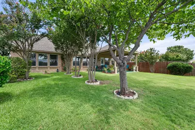 2739 Ferdinand, Grand Prairie, TX 75054 - Photo 33