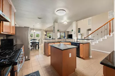 2739 Ferdinand, Grand Prairie, TX 75054 - Photo 7