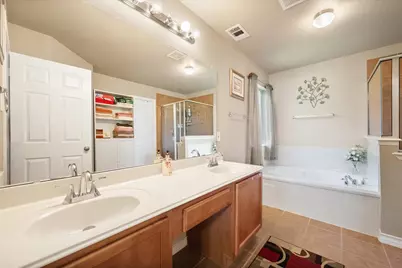 2739 Ferdinand, Grand Prairie, TX 75054 - Photo 17