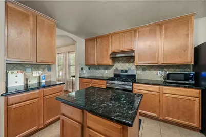 2739 Ferdinand, Grand Prairie, TX 75054 - Photo 9
