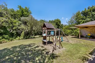 515 Spring Meadow St, Stephenville, TX 76401 - Photo 21