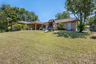 515 Spring Meadow St, Stephenville, TX 76401 - Photo 23