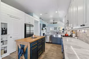 13724 Trail Break Dr, Fort Worth, TX 76052 - Photo 9