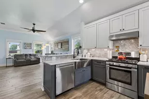 13724 Trail Break Dr, Fort Worth, TX 76052 - Photo 11