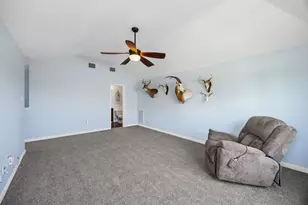 13724 Trail Break Dr, Fort Worth, TX 76052 - Photo 29