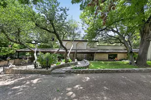 7044 Comanche Trail, Austin, TX 78732 - Photo 5