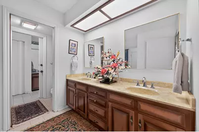 7044 Comanche Trail, Austin, TX 78732 - Photo 23