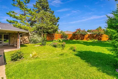 902 Dunbarton Drive, Richardson, TX 75081 - Photo 11