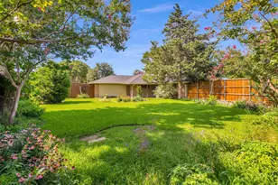 902 Dunbarton Dr, Richardson, TX 75081 - Photo 3
