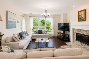 5412 Pecan Creek Cir, Fort Worth, TX 76244 - Photo 5