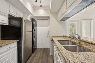 3105 San Jacinto St, Dallas, TX 75204 - Photo 13