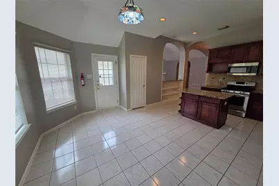 1344 Wentworth Drive, Lewisville, TX 75067 - Photo 5