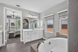 8529 White River Trl, McKinney, TX 75071 - Photo 19