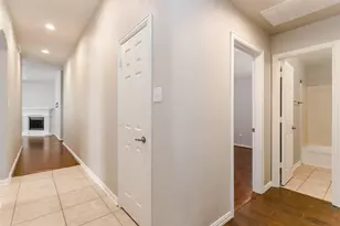 10041 Daly Dr, Fort Worth, TX 76053 - Photo 5