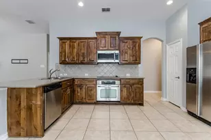 10041 Daly Dr, Fort Worth, TX 76053 - Photo 13