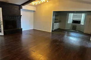208 Connie Dr, DeSoto, TX 75115 - Photo 3