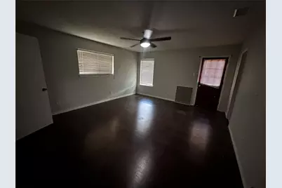 208 Connie Drive, DeSoto, TX 75115 - Photo 9