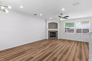 10701 Augusta Ln, Rowlett, TX 75089 - Photo 5