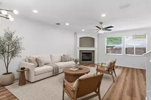10701 Augusta Ln, Rowlett, TX 75089 - Photo 5