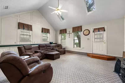 705 Kyle Drive, Arlington, TX 76011 - Photo 13