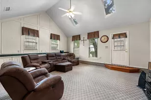 705 Kyle Dr, Arlington, TX 76011 - Photo 13
