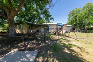 414 W Roberts St, Gorman, TX 76454 - Photo 23