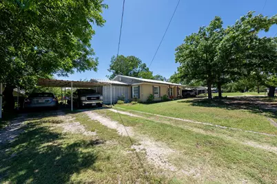 414 W Roberts Street, Gorman, TX 76454 - Photo 25