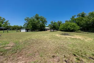 414 W Roberts St, Gorman, TX 76454 - Photo 21