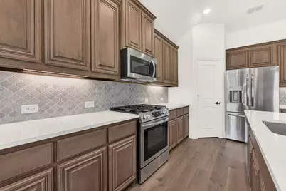 7312 Iris Road, Aubrey, TX 76227 - Photo 27