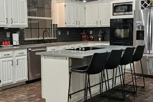 1402 Susan Ln, Carrollton, TX 75007 - Photo 9