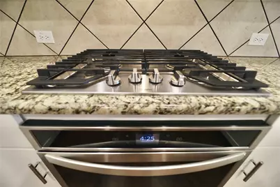 325 Baker Drive, Plano, TX 75074 - Photo 9