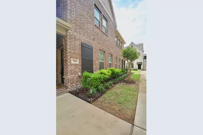 325 Baker Drive, Plano, TX 75074 - Photo 3