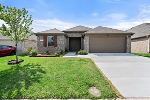 1107 Knoll Dr, Ennis, TX 75119 - Photo 1
