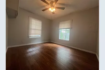 2722 Locust Avenue, Dallas, TX 75216 - Photo 9
