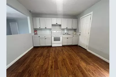 2722 Locust Avenue, Dallas, TX 75216 - Photo 3