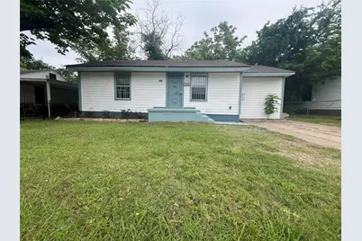 2722 Locust Avenue, Dallas, TX 75216 - Photo 1