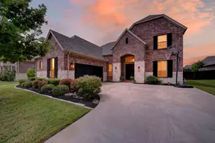 512 Emerson Dr, Rockwall, TX 75087 - Photo 1