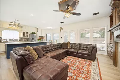 725 Crested Butte Trail, Flower Mound, TX 75028 - Photo 15