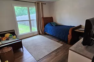 202 E Denton Dr, Euless, TX 76039 - Photo 17